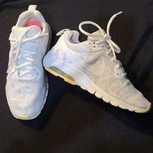 Nike Air Lace Design Sneakers